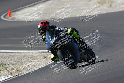 media/Sep-21-2025-TrackDaz (Sun) [[277c75b276]]/C Group/1140pm (Turn 3)/